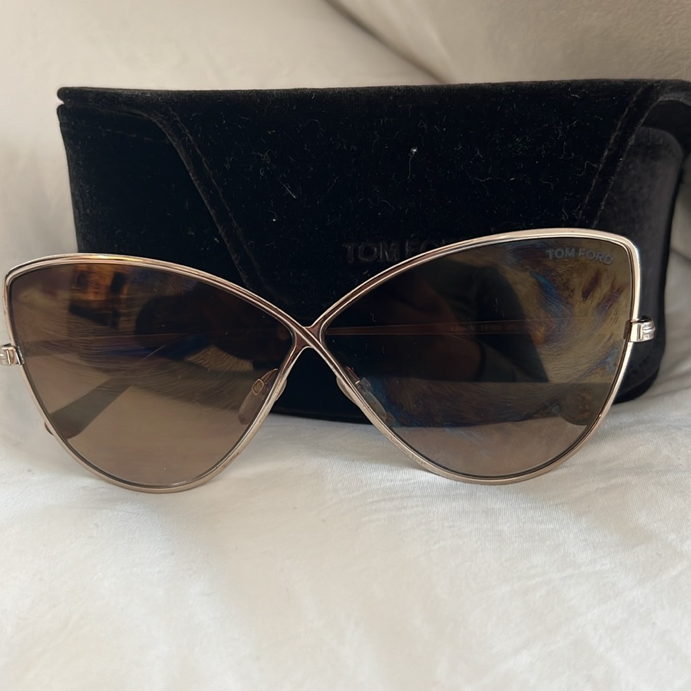 Cat Eye Tom Ford Sunglasses - image 5